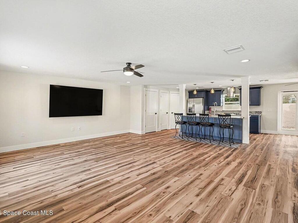 1280 N Jimmy Buffett Memorial Highway, Satellite Beach, FL 32937