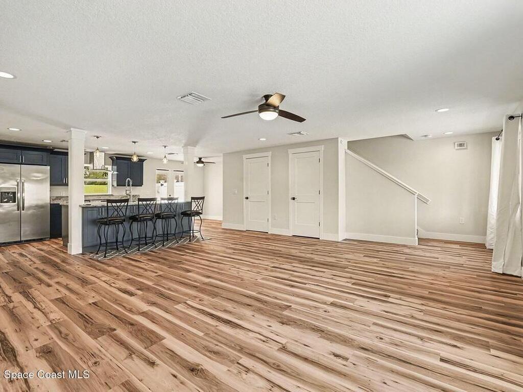 1280 N Jimmy Buffett Memorial Highway, Satellite Beach, FL 32937