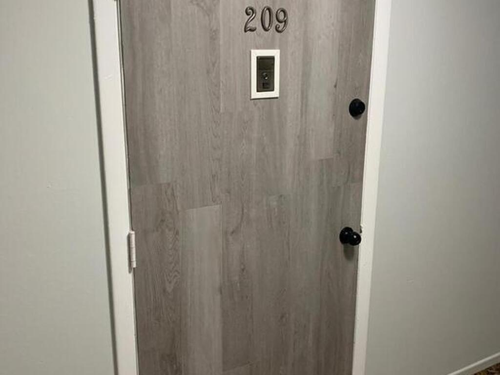 2020 N Atlantic Avenue, Cocoa Beach, FL 32931