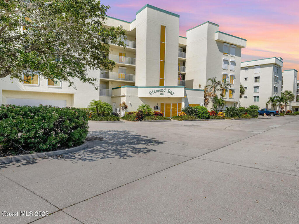 188 Pinellas Lane, Cocoa Beach, FL 32931