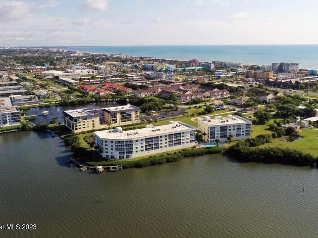 188 Pinellas Lane, Cocoa Beach, FL 32931