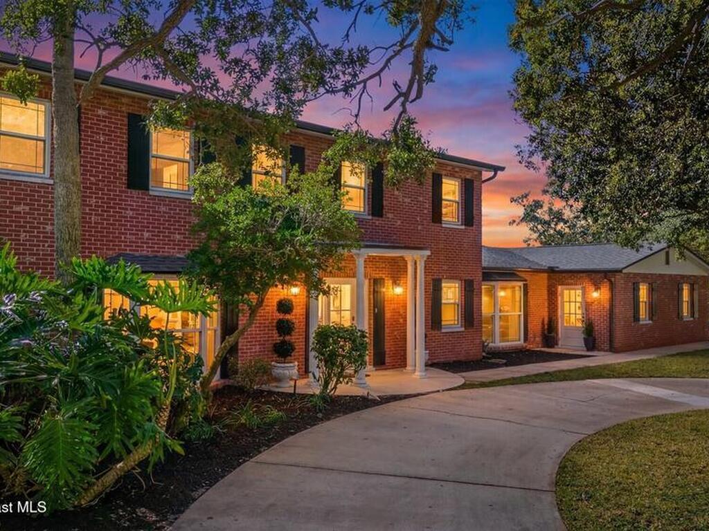 517 N River Oaks Drive, Indialantic, FL 32903