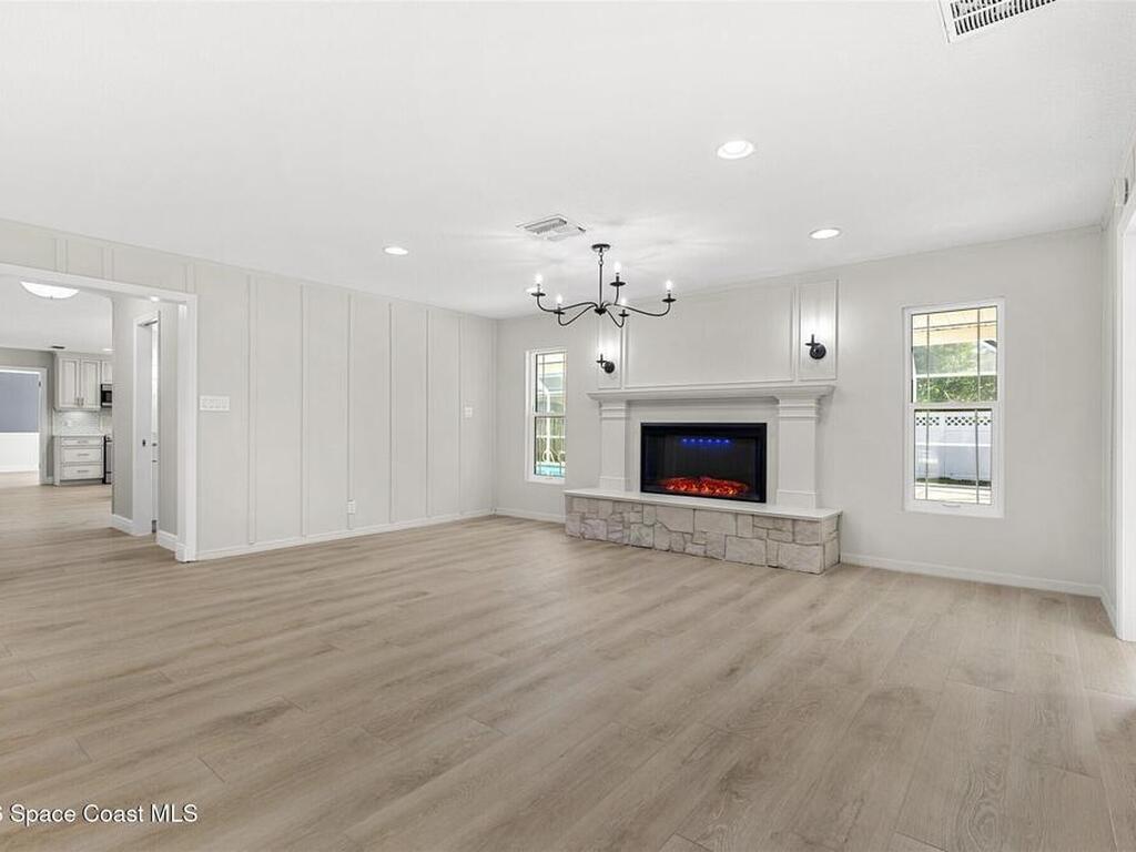 517 N River Oaks Drive, Indialantic, FL 32903