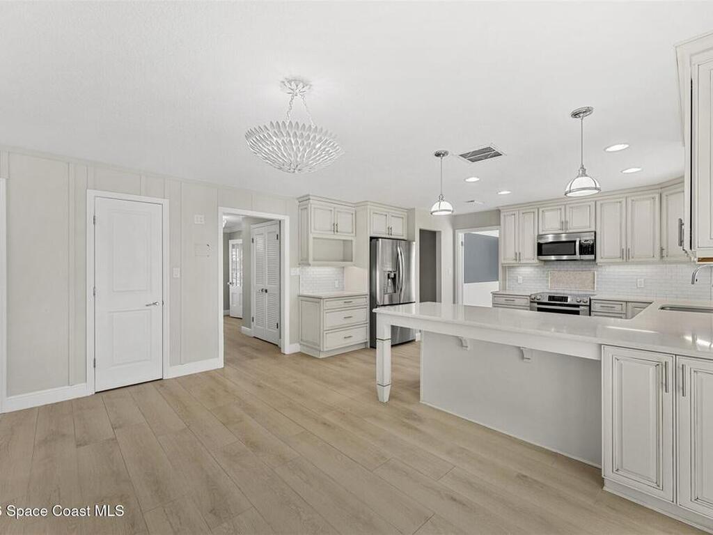 517 N River Oaks Drive, Indialantic, FL 32903