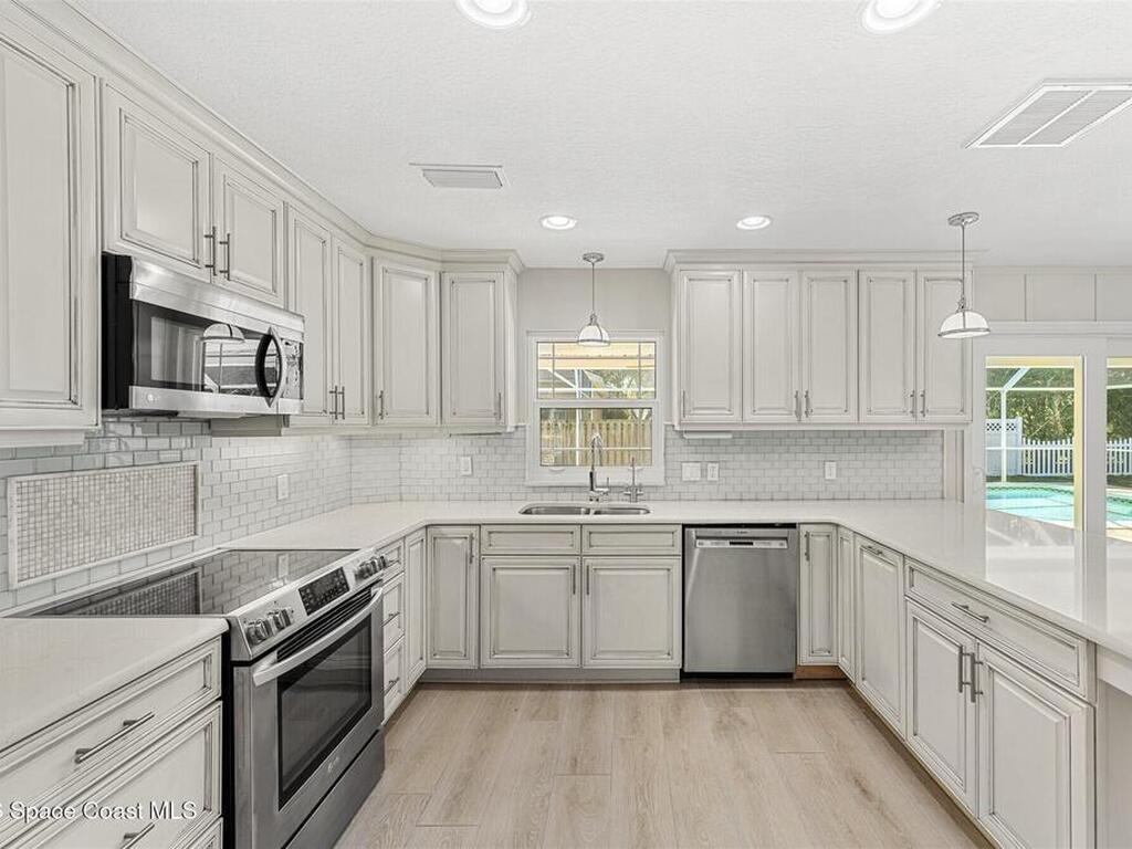 517 N River Oaks Drive, Indialantic, FL 32903