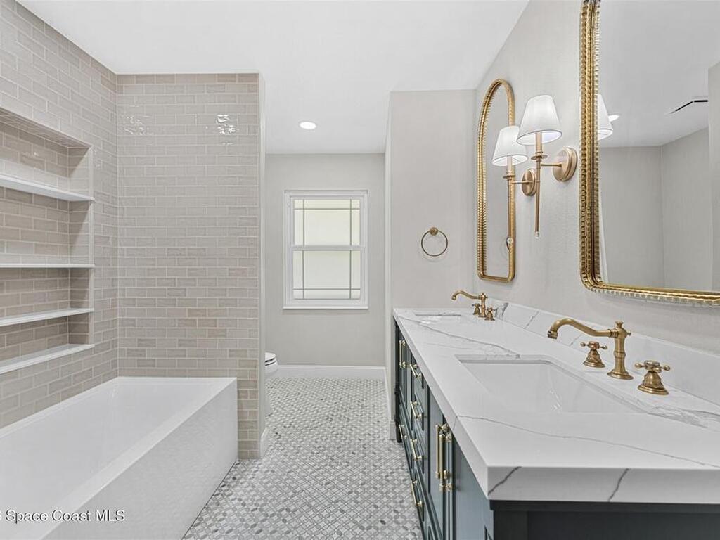 517 N River Oaks Drive, Indialantic, FL 32903