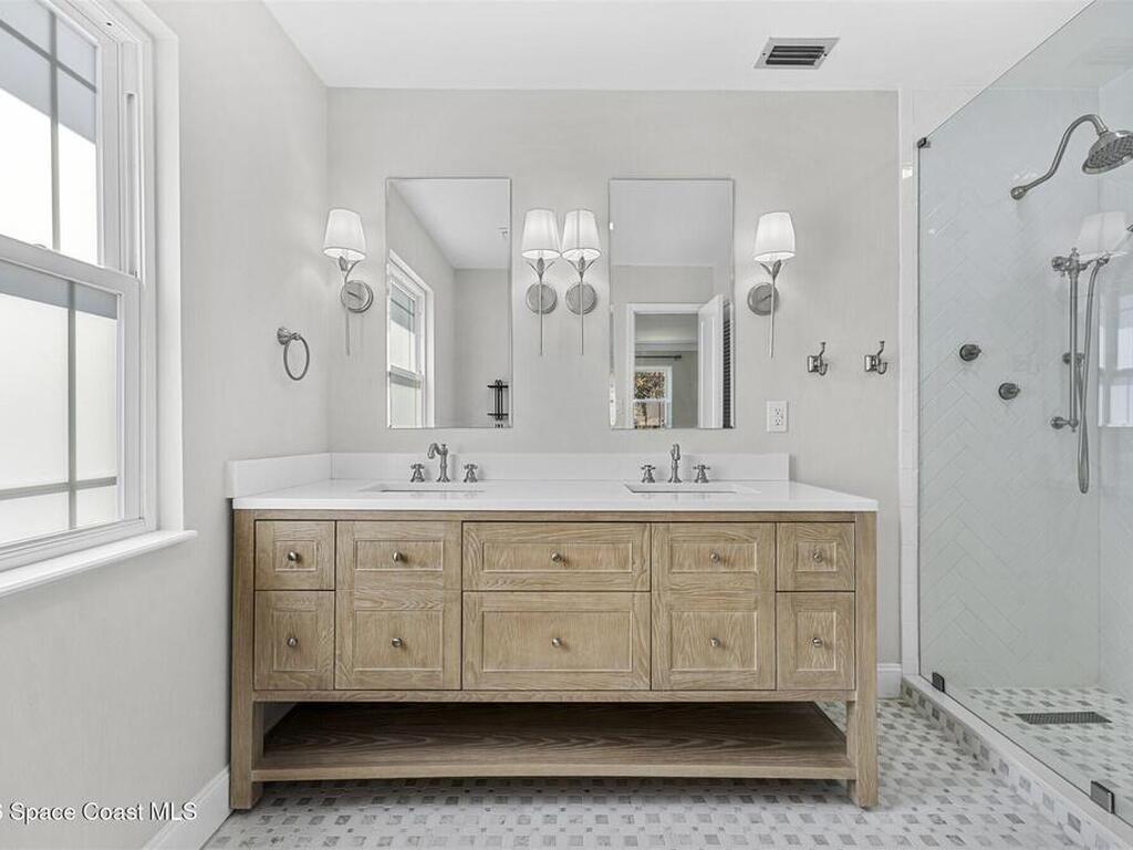 517 N River Oaks Drive, Indialantic, FL 32903