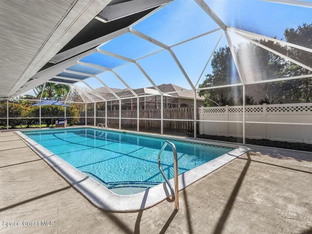 517 N River Oaks Drive, Indialantic, FL 32903