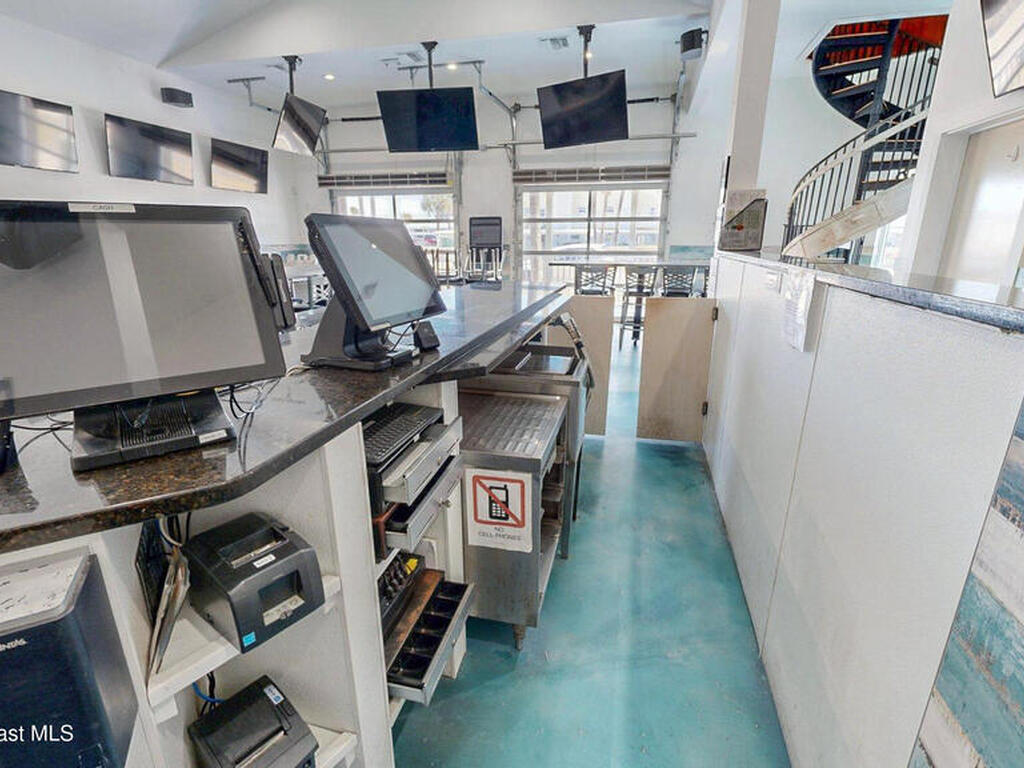 142 N Atlantic Avenue, Cocoa Beach, FL 32931