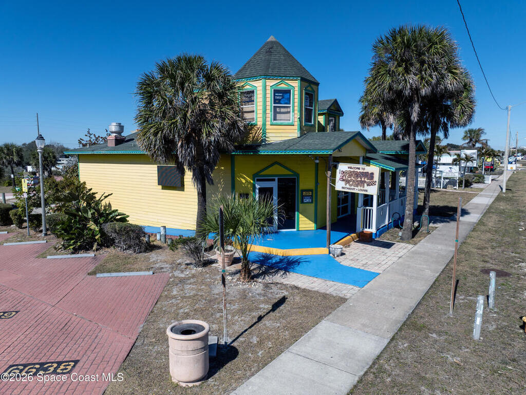 142 N Atlantic Avenue, Cocoa Beach, FL 32931