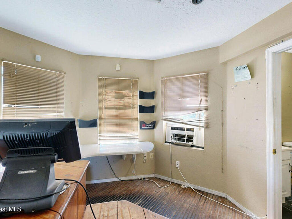 142 N Atlantic Avenue, Cocoa Beach, FL 32931