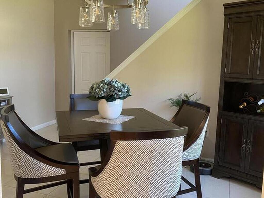 1335 Lara Circle, Rockledge, FL 32955