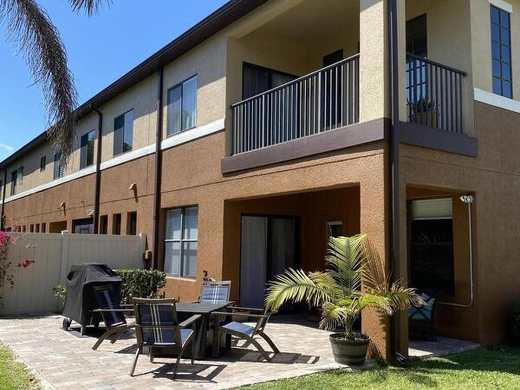 1335 Lara Circle, Rockledge, FL 32955