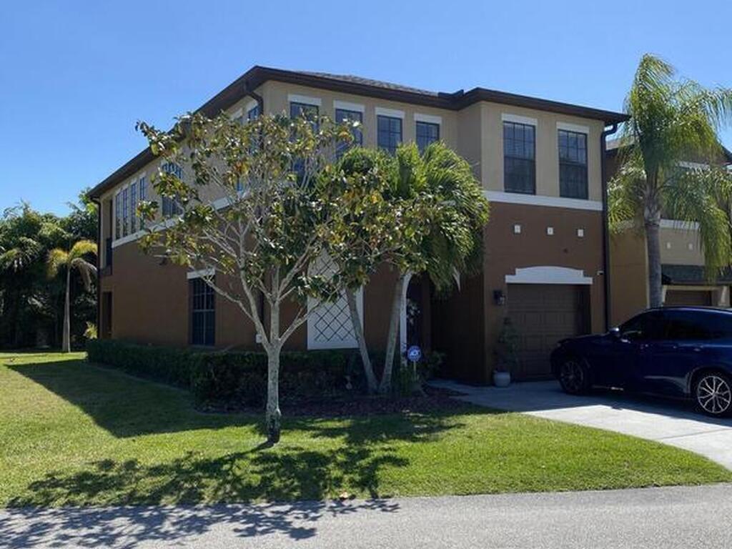 1335 Lara Circle, Rockledge, FL 32955