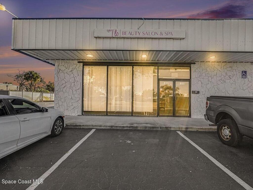 811 E Hibiscus Boulevard, Melbourne, FL 32901