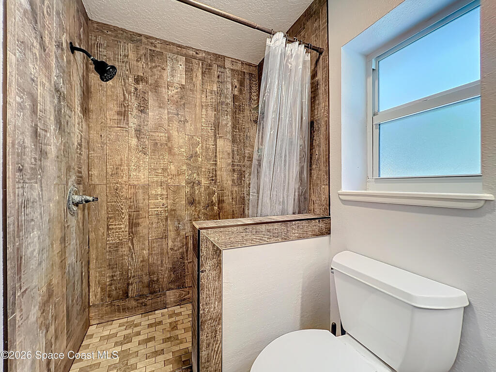 2940 Flounder Creek Road, Mims, FL 32754