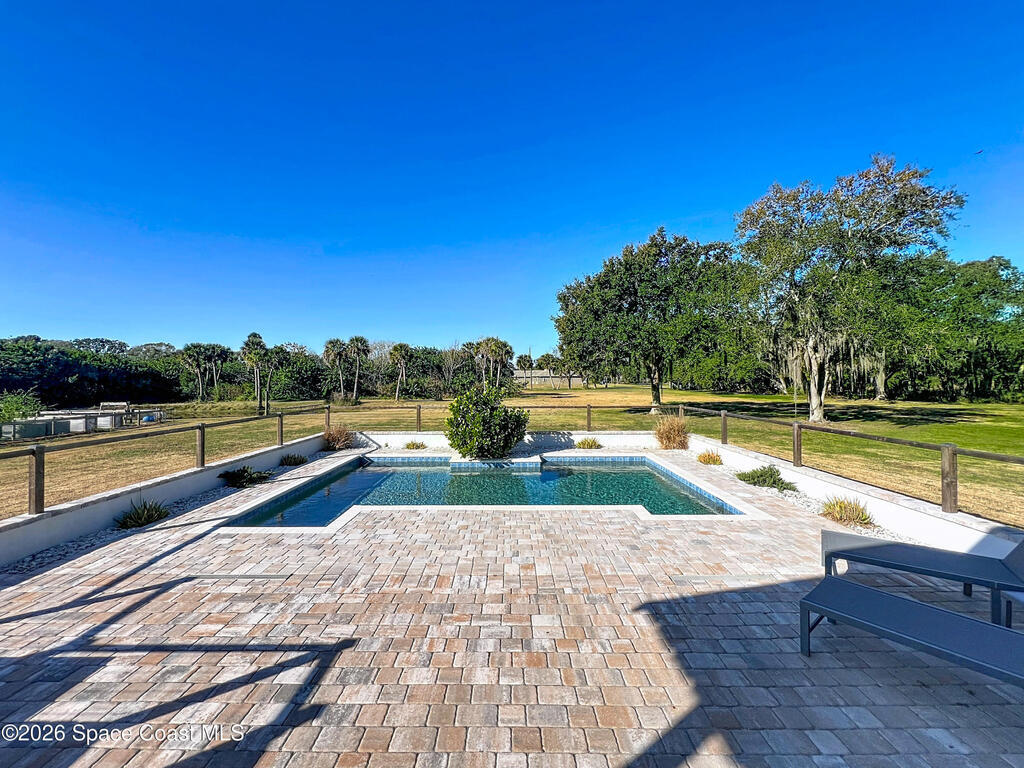 2940 Flounder Creek Road, Mims, FL 32754