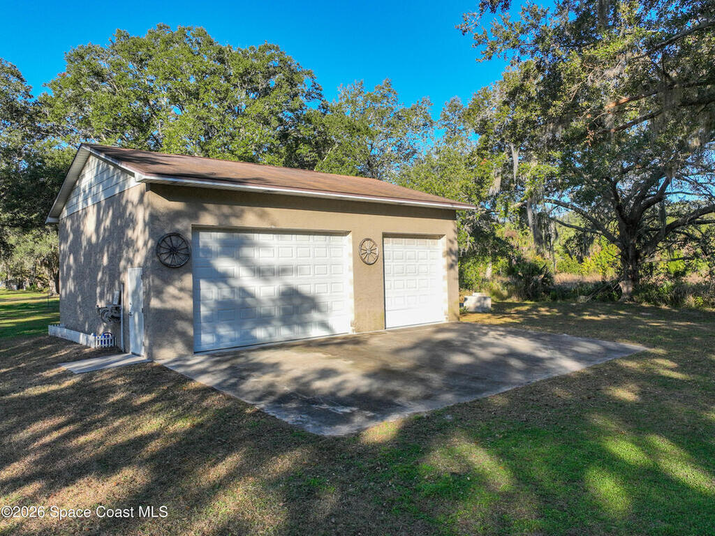 2940 Flounder Creek Road, Mims, FL 32754