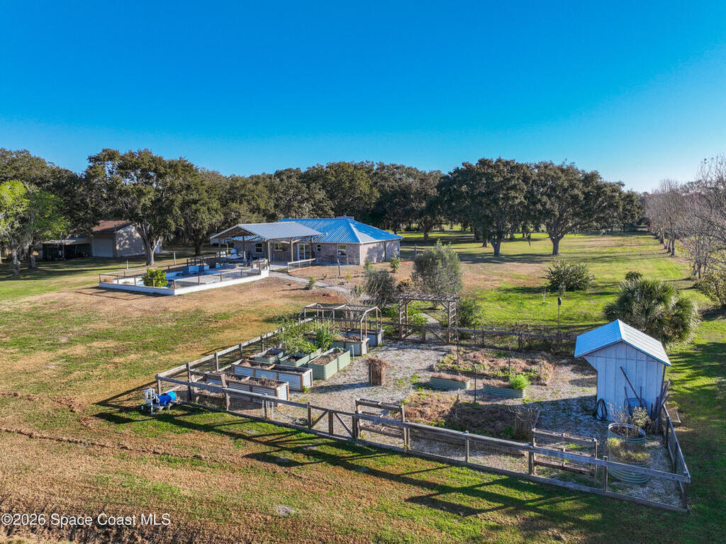 2940 Flounder Creek Road, Mims, FL 32754