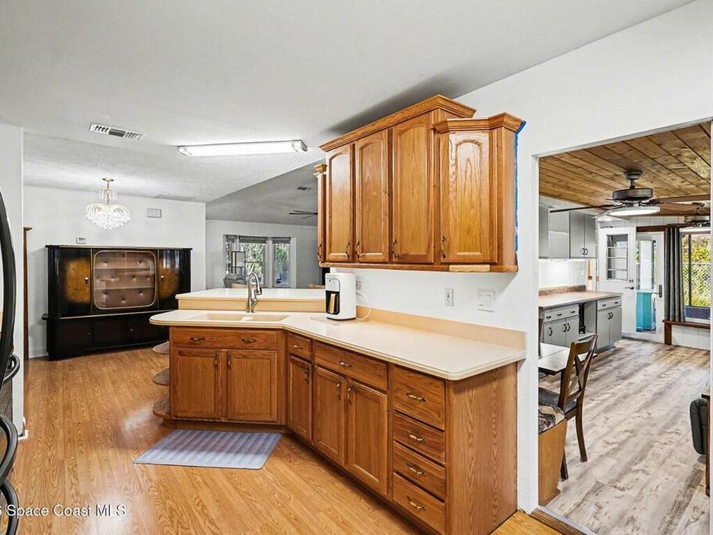 457 Wildwood Avenue, Palm Bay, FL 32908