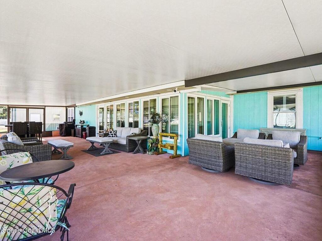 457 Wildwood Avenue, Palm Bay, FL 32908