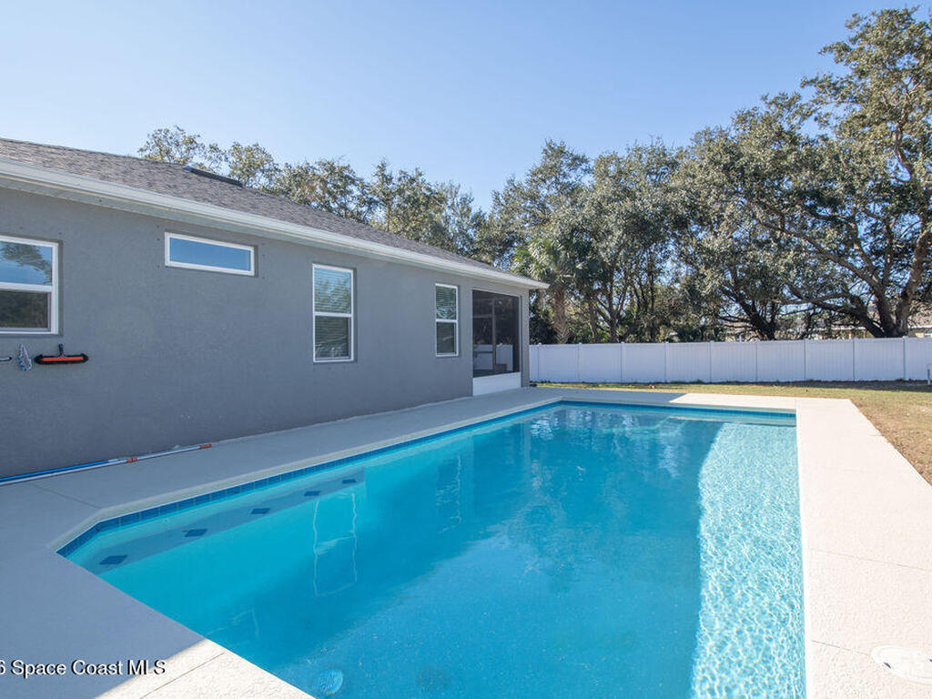 200 Triana Avenue, Palm Bay, FL 32908