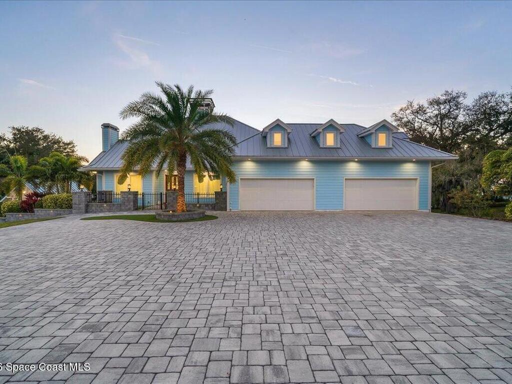 4737 S Tropical Trail, Merritt Island, FL 32952