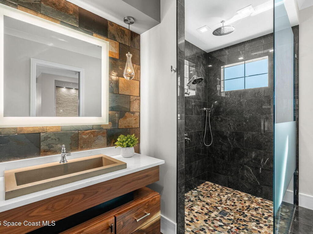 3778 Lake Adelaide Place, Rockledge, FL 32955