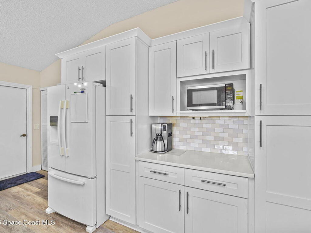 410 Parkside Place, Indian Harbour Beach, FL 32937