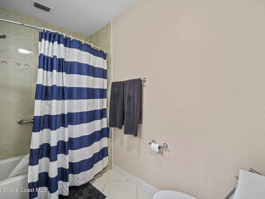 410 Parkside Place, Indian Harbour Beach, FL 32937