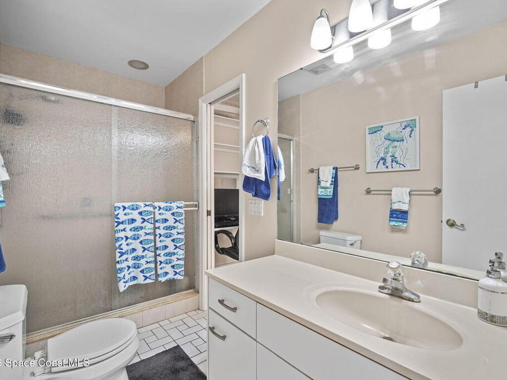 410 Parkside Place, Indian Harbour Beach, FL 32937