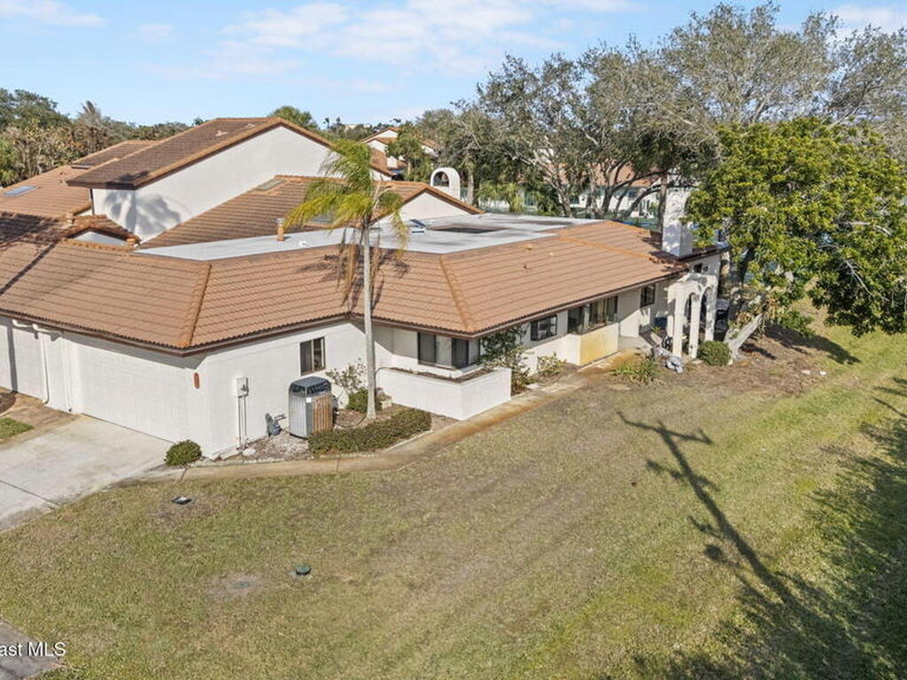 410 Parkside Place, Indian Harbour Beach, FL 32937