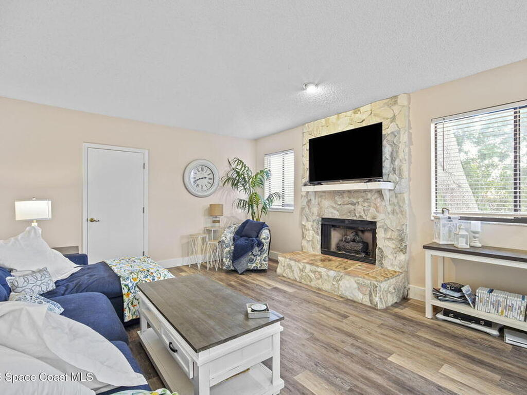 410 Parkside Place, Indian Harbour Beach, FL 32937