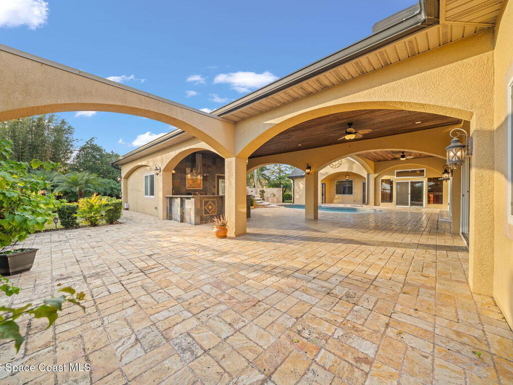 1855 Plantation Circle, Palm Bay, FL 32909