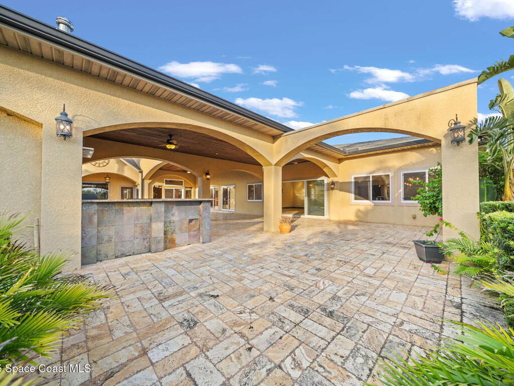 1855 Plantation Circle, Palm Bay, FL 32909