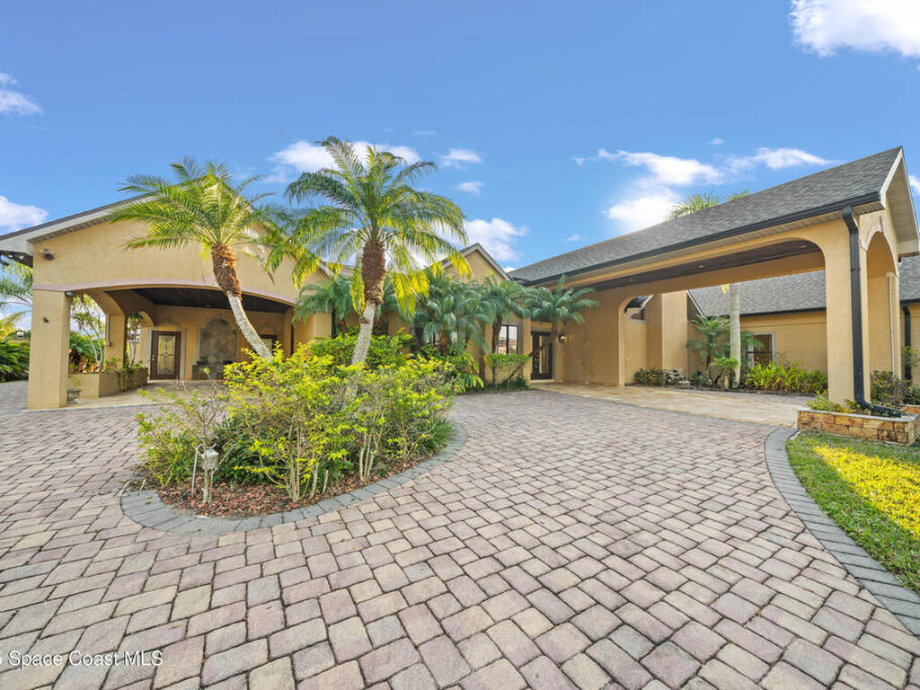 1855 Plantation Circle, Palm Bay, FL 32909