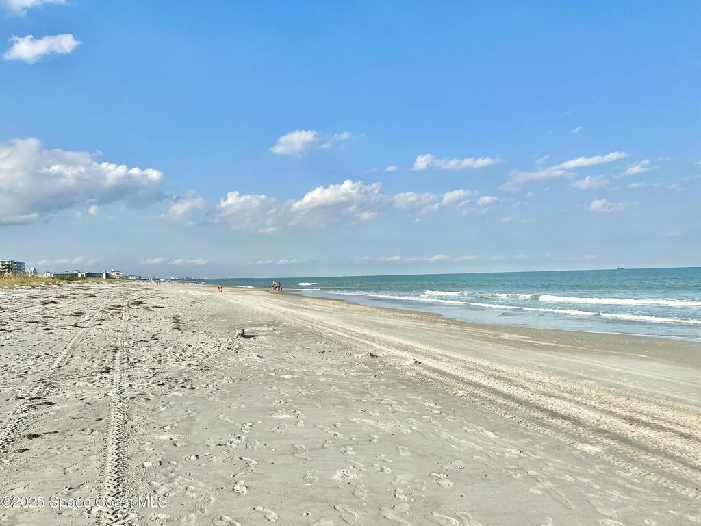 640 N Atlantic Avenue, Cocoa Beach, FL 32931