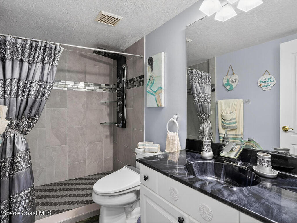 925 N Highway A1a, Indialantic, FL 32903