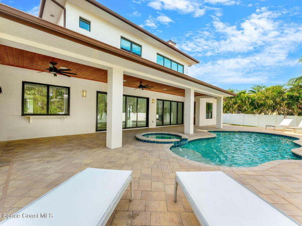 2355 N Riverside Drive, Indialantic, FL 32903