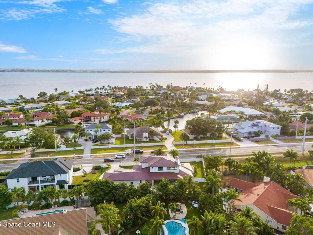 2355 N Riverside Drive, Indialantic, FL 32903