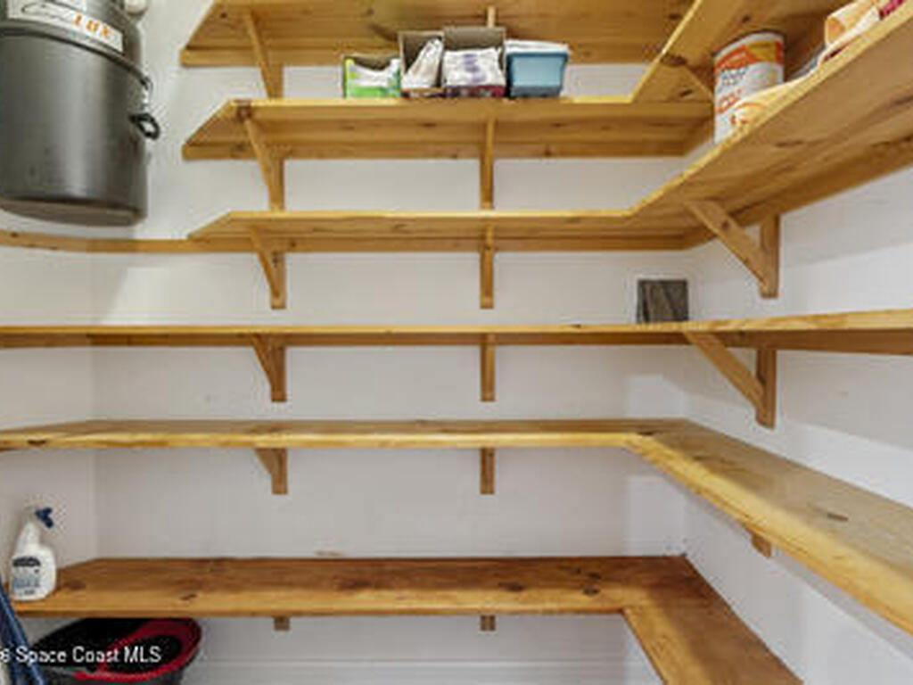 2205 Arnold Lane, Malabar, FL 32950