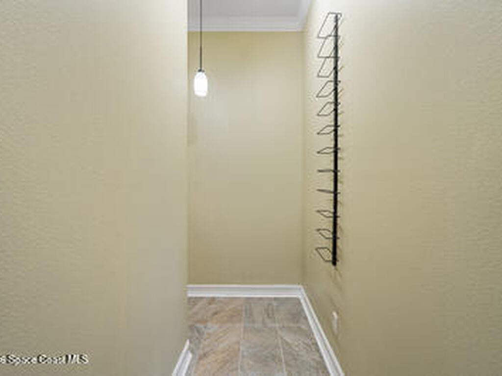 2205 Arnold Lane, Malabar, FL 32950