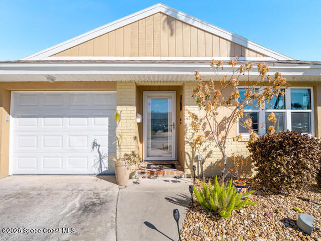 647 Desoto Lane, Indian Harbour Beach, FL 32937