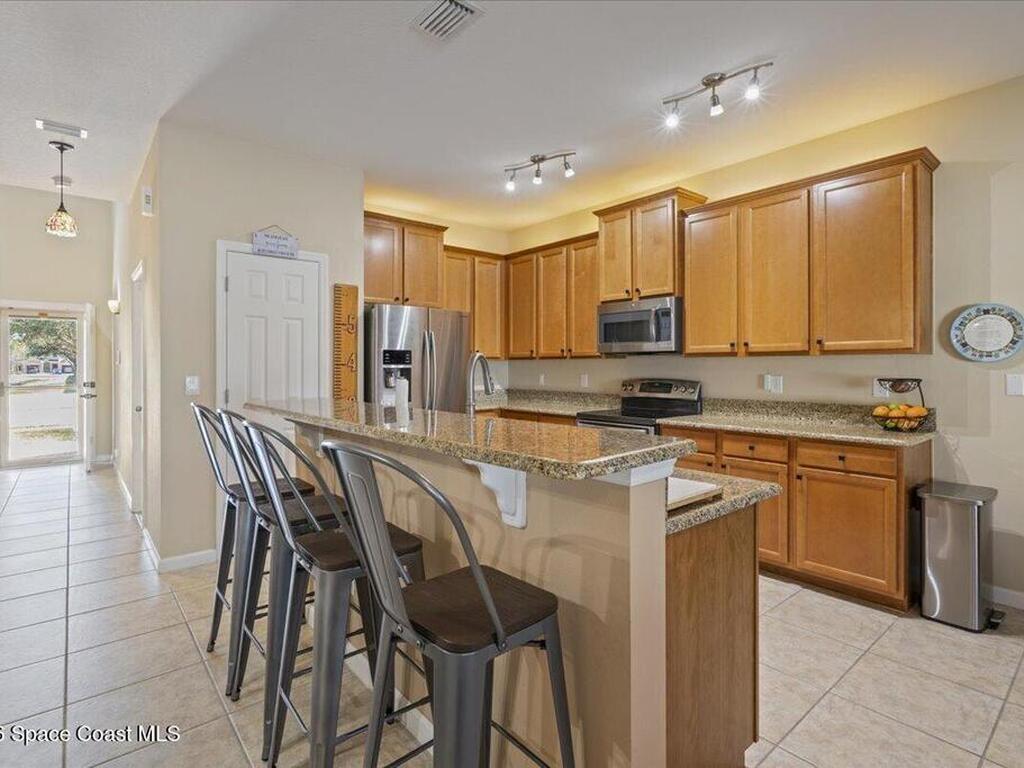 2565 Revolution Street, Melbourne, FL 32935