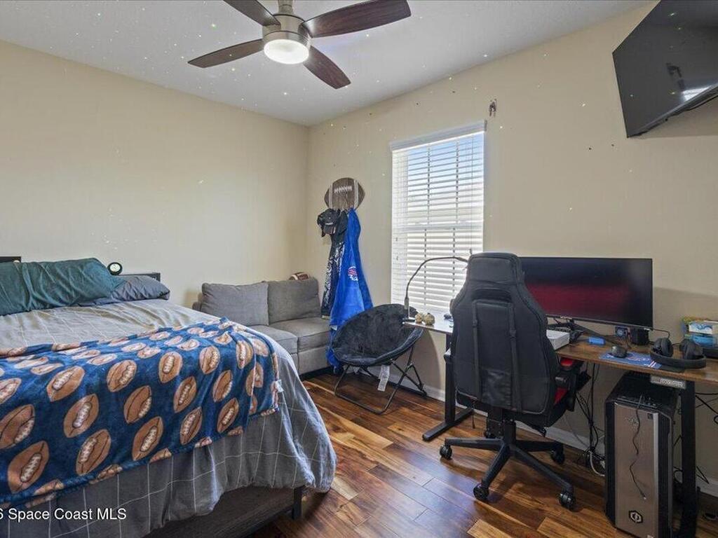 2565 Revolution Street, Melbourne, FL 32935