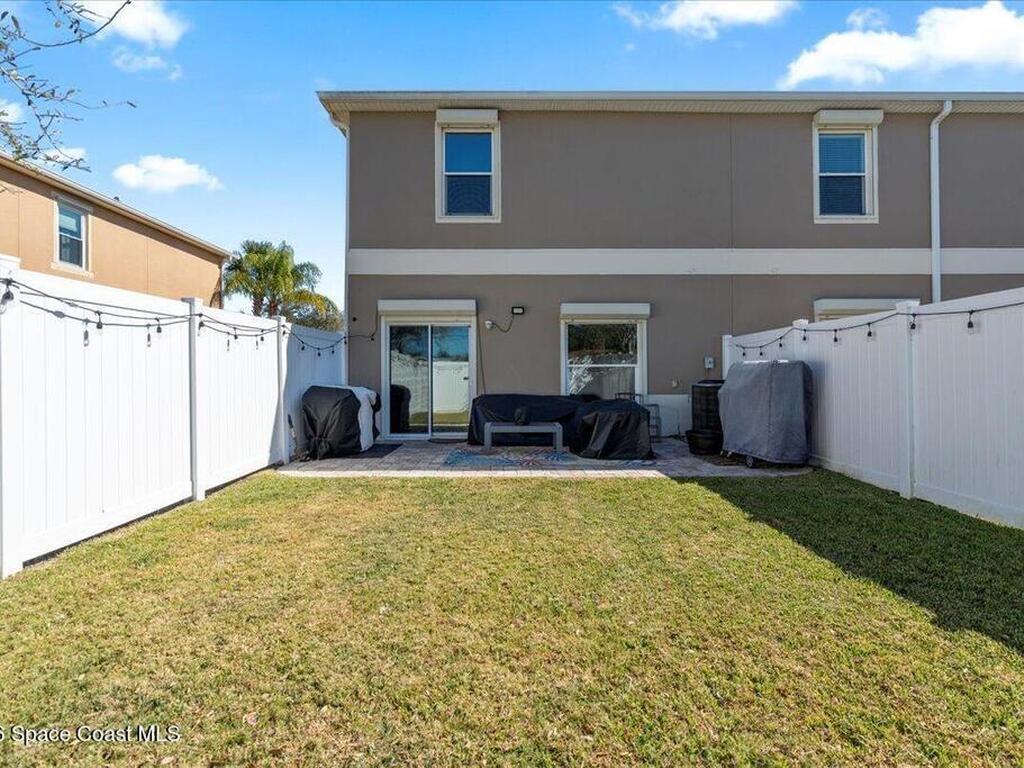 2565 Revolution Street, Melbourne, FL 32935