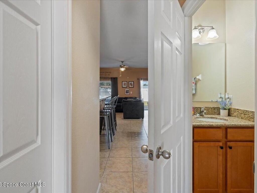 2565 Revolution Street, Melbourne, FL 32935