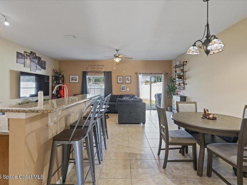 2565 Revolution Street, Melbourne, FL 32935