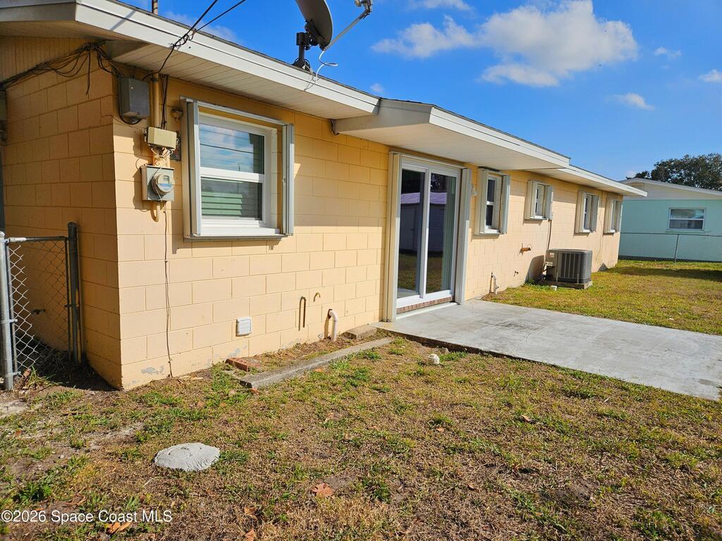 435 S Courtenay Parkway, Merritt Island, FL 32952