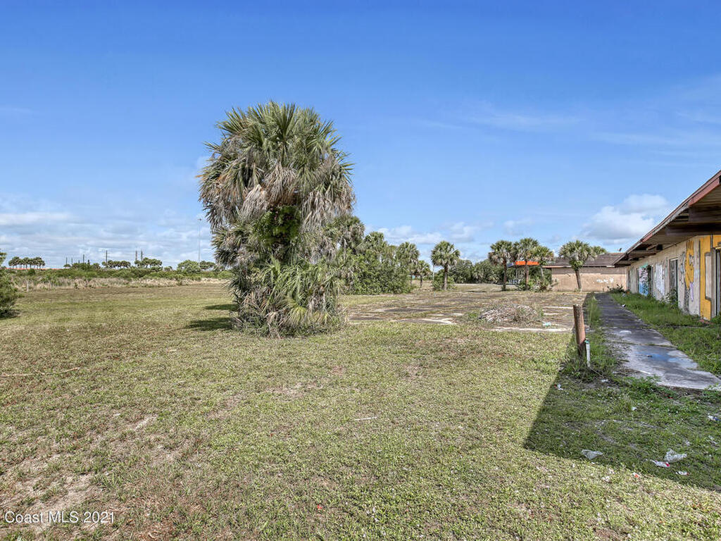 8251 Windover Way, Titusville, FL 32780